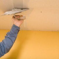 ремонт потолка своими руками, как ремонтировать потолок